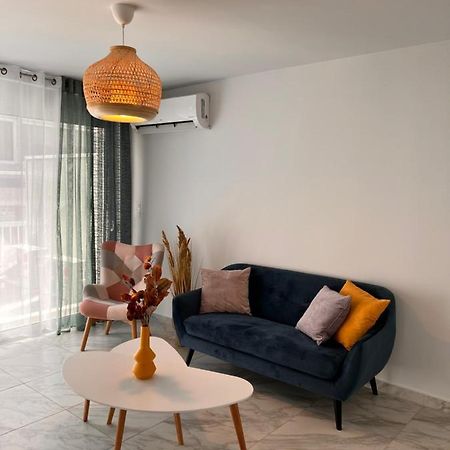 Casa De Tres Hermanos In The Heart Of Athen Exterior foto