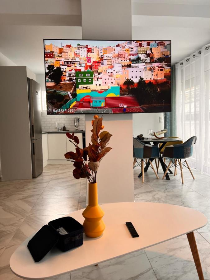 Casa De Tres Hermanos In The Heart Of Athen Exterior foto
